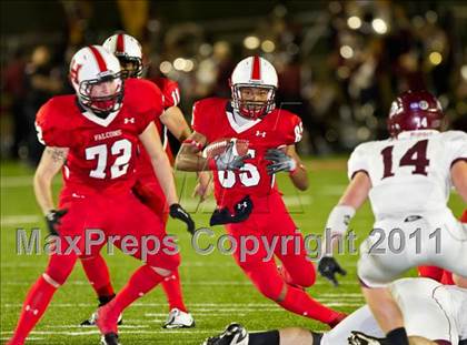 Thumbnail 2 in Hargrave vs Silsbee (3A Region 3 Bi-District Playoffs) photogallery.