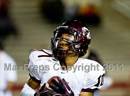 Thumbnail 1 in Hargrave vs Silsbee (3A Region 3 Bi-District Playoffs) photogallery.