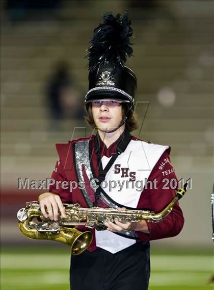 Thumbnail 1 in Hargrave vs Silsbee (3A Region 3 Bi-District Playoffs) photogallery.