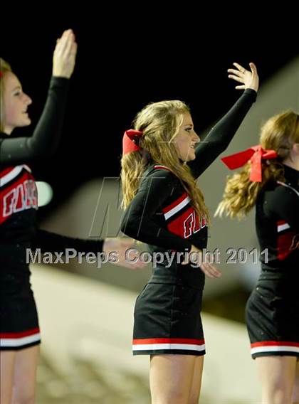 Thumbnail 3 in Hargrave vs Silsbee (3A Region 3 Bi-District Playoffs) photogallery.