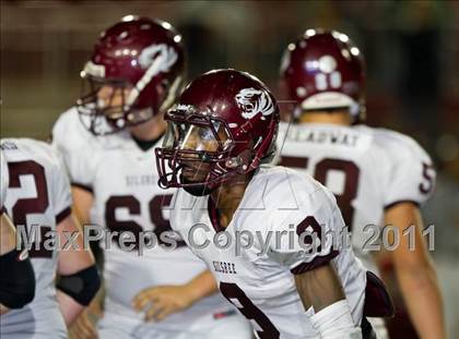 Thumbnail 3 in Hargrave vs Silsbee (3A Region 3 Bi-District Playoffs) photogallery.