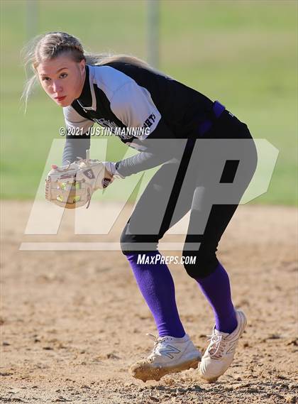 Thumbnail 3 in Centerpoint @ Glen Rose photogallery.