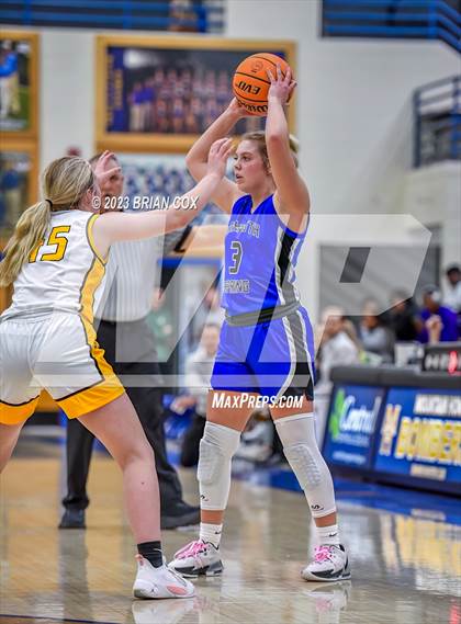 Thumbnail 3 in Salem vs Mammoth Springs (Ultimate Auto Tournament) photogallery.