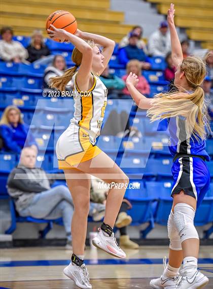 Thumbnail 3 in Salem vs Mammoth Springs (Ultimate Auto Tournament) photogallery.