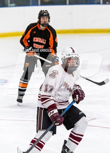 Thumbnail 2 in Salisbury School vs. Kimball Union Academy (Flood-Marr Tournament) photogallery.