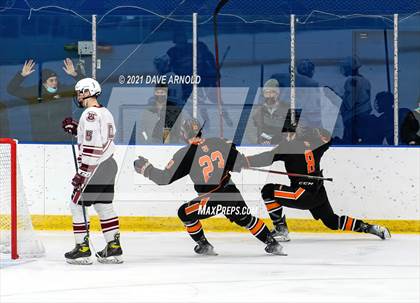 Thumbnail 2 in Salisbury School vs. Kimball Union Academy (Flood-Marr Tournament) photogallery.