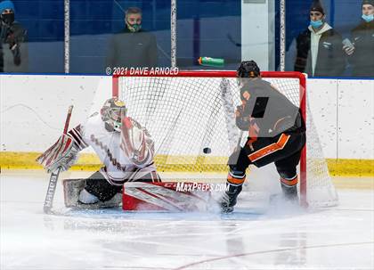 Thumbnail 2 in Salisbury School vs. Kimball Union Academy (Flood-Marr Tournament) photogallery.