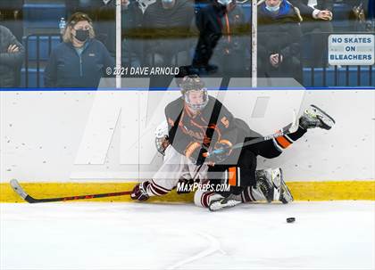 Thumbnail 2 in Salisbury School vs. Kimball Union Academy (Flood-Marr Tournament) photogallery.