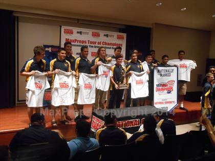 Thumbnail 2 in Punahou TOC Ceremony photogallery.