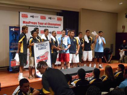 Thumbnail 1 in Punahou TOC Ceremony photogallery.