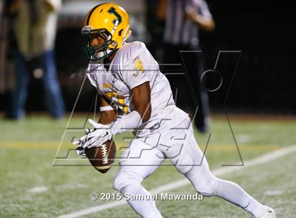 Thumbnail 2 in Harvard-Westlake vs. Jefferson photogallery.