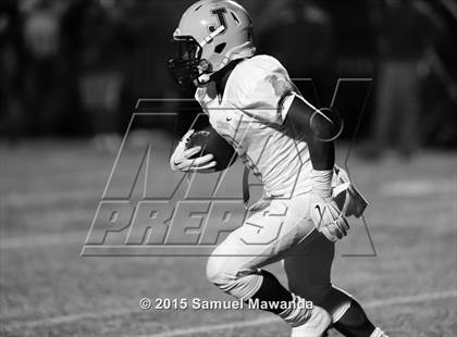 Thumbnail 3 in Harvard-Westlake vs. Jefferson photogallery.