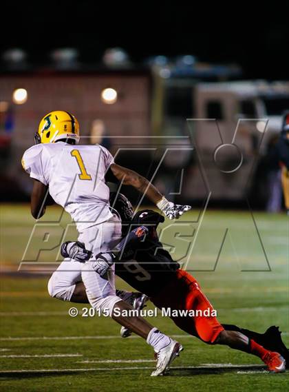 Thumbnail 3 in Harvard-Westlake vs. Jefferson photogallery.