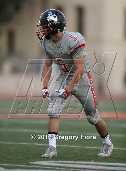 Thumbnail 3 in Village Christian vs. Coronado photogallery.