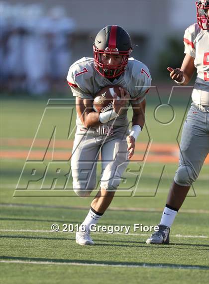 Thumbnail 2 in Village Christian vs. Coronado photogallery.