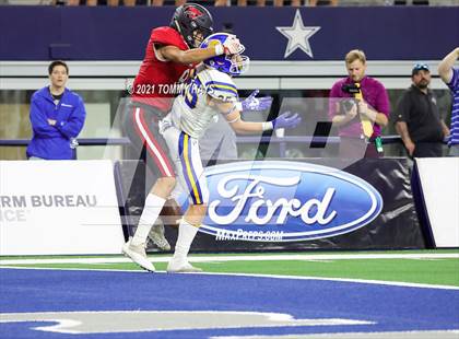 Thumbnail 2 in Brock vs Lorena (UIL Football 3A D1 Finals) photogallery.