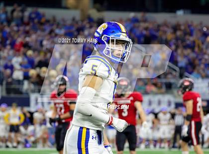 Thumbnail 2 in Brock vs Lorena (UIL Football 3A D1 Finals) photogallery.