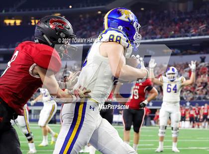 Thumbnail 2 in Brock vs Lorena (UIL Football 3A D1 Finals) photogallery.
