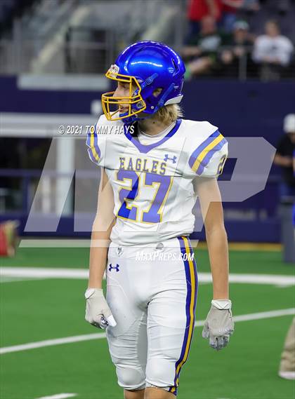 Thumbnail 2 in Brock vs Lorena (UIL Football 3A D1 Finals) photogallery.