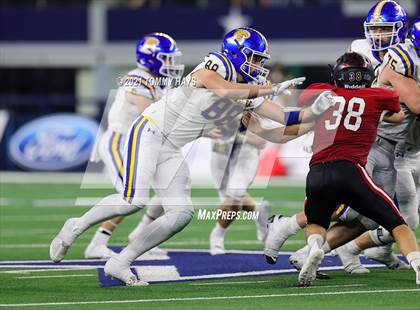 Thumbnail 3 in Brock vs Lorena (UIL Football 3A D1 Finals) photogallery.