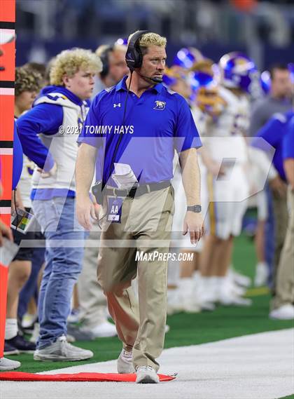 Thumbnail 2 in Brock vs Lorena (UIL Football 3A D1 Finals) photogallery.