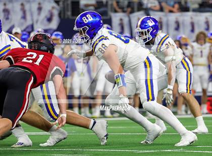 Thumbnail 1 in Brock vs Lorena (UIL Football 3A D1 Finals) photogallery.