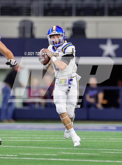 Thumbnail 3 in Brock vs Lorena (UIL Football 3A D1 Finals) photogallery.
