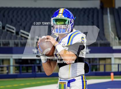 Thumbnail 3 in Brock vs Lorena (UIL Football 3A D1 Finals) photogallery.