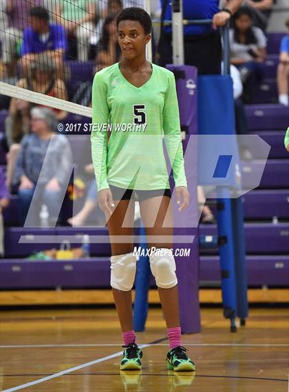 Thumbnail 2 in Enloe @ Broughton photogallery.