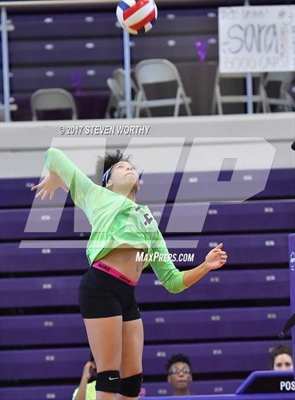 Thumbnail 1 in Enloe @ Broughton photogallery.