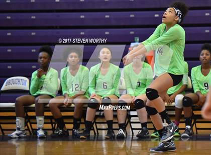 Thumbnail 2 in Enloe @ Broughton photogallery.