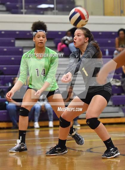 Thumbnail 1 in Enloe @ Broughton photogallery.