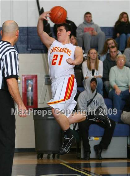 Thumbnail 3 in Bergen Catholic vs. Morrow photogallery.