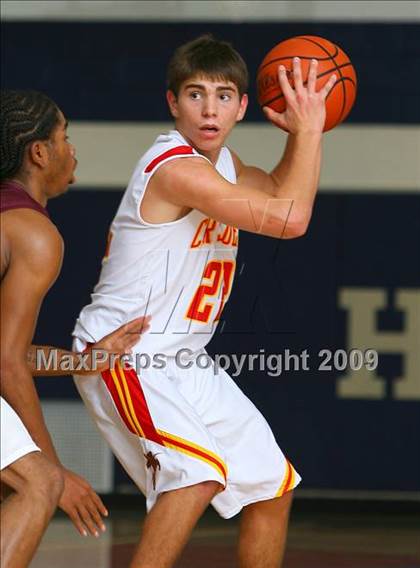 Thumbnail 3 in Bergen Catholic vs. Morrow photogallery.