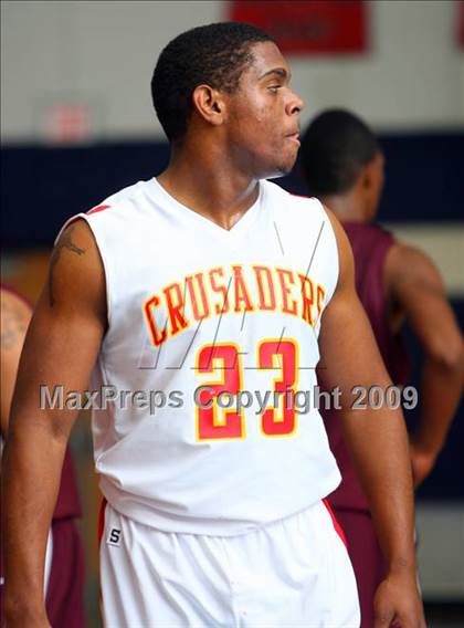 Thumbnail 1 in Bergen Catholic vs. Morrow photogallery.
