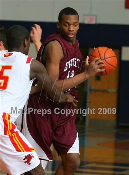 Thumbnail 2 in Bergen Catholic vs. Morrow photogallery.