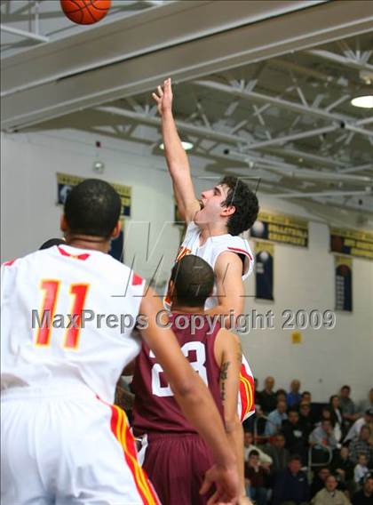 Thumbnail 3 in Bergen Catholic vs. Morrow photogallery.