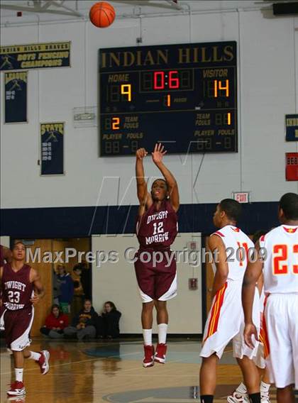 Thumbnail 2 in Bergen Catholic vs. Morrow photogallery.