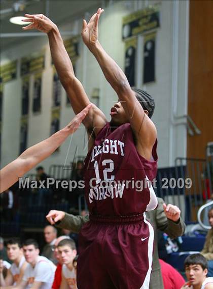 Thumbnail 3 in Bergen Catholic vs. Morrow photogallery.