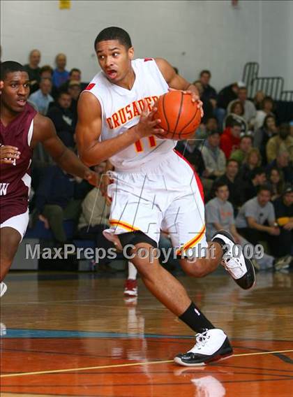 Thumbnail 2 in Bergen Catholic vs. Morrow photogallery.