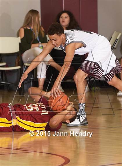 Thumbnail 3 in Del Sol @ Rancho Mirage (MaxPreps Holiday Classic) photogallery.