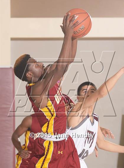 Thumbnail 2 in Del Sol @ Rancho Mirage (MaxPreps Holiday Classic) photogallery.