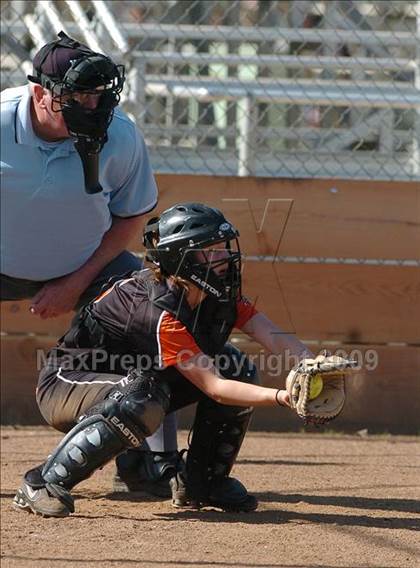 Thumbnail 2 in Roseville vs. Rocklin (Pre-Season Tournament of Champions) photogallery.