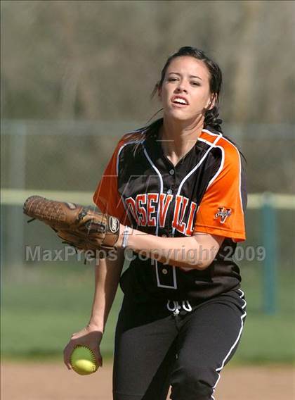 Thumbnail 1 in Roseville vs. Rocklin (Pre-Season Tournament of Champions) photogallery.