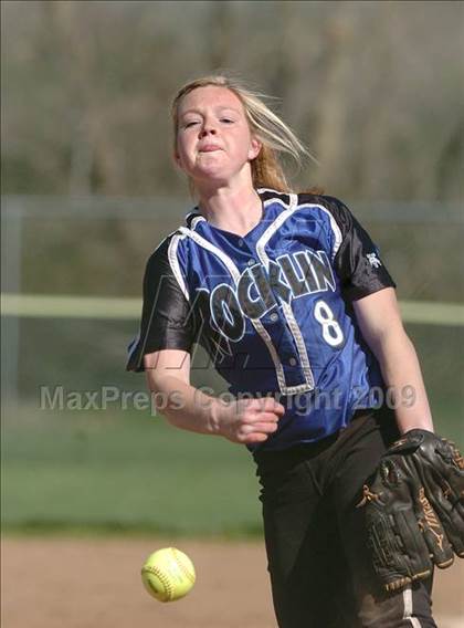 Thumbnail 2 in Roseville vs. Rocklin (Pre-Season Tournament of Champions) photogallery.