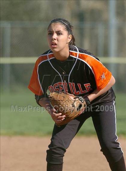 Thumbnail 2 in Roseville vs. Rocklin (Pre-Season Tournament of Champions) photogallery.