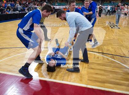 Thumbnail 2 in Lewis-Palmer vs. Longmont (CHSAA 4A State Final) photogallery.