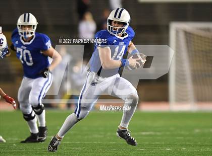 Thumbnail 2 in Jesuit vs. John Curtis Christian (LHSAA D1 Quarterfinal Playoff) photogallery.