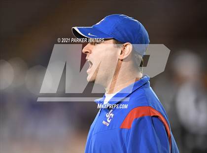 Thumbnail 3 in Jesuit vs. John Curtis Christian (LHSAA D1 Quarterfinal Playoff) photogallery.