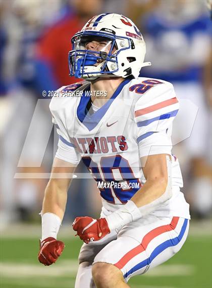 Thumbnail 3 in Jesuit vs. John Curtis Christian (LHSAA D1 Quarterfinal Playoff) photogallery.